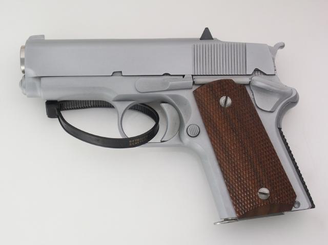 Click to display next picture